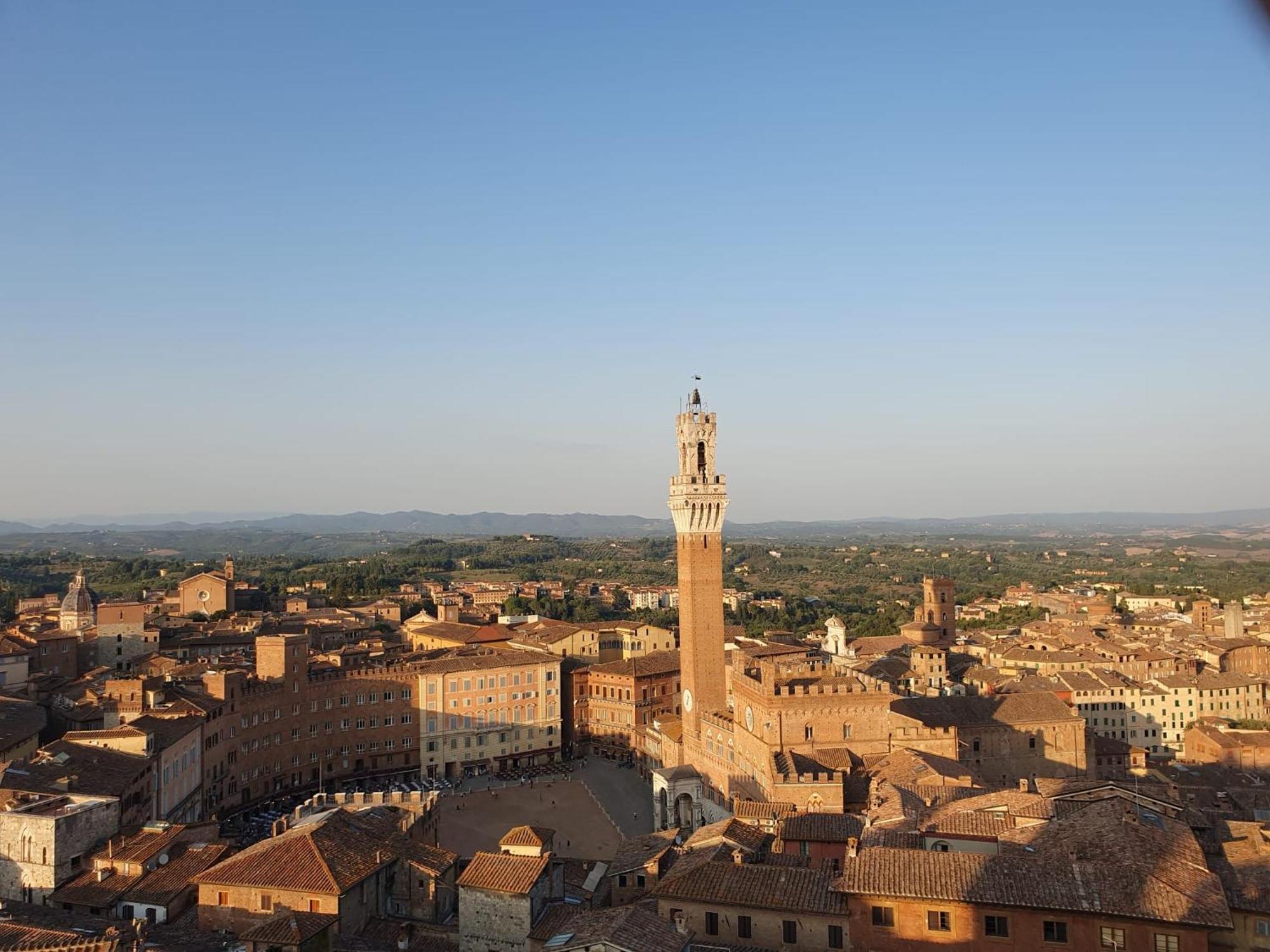 Loft Vicolo Di Vallepiatta 2 Min Piazza Del Campo Con Parcheggio Σιένα Εξωτερικό φωτογραφία